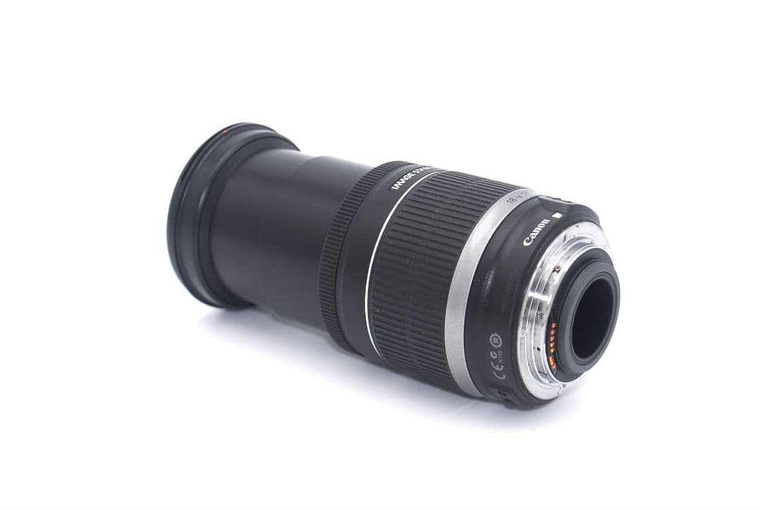 ★Canon EF-S 18-200mm F3.5-5.6 IS★