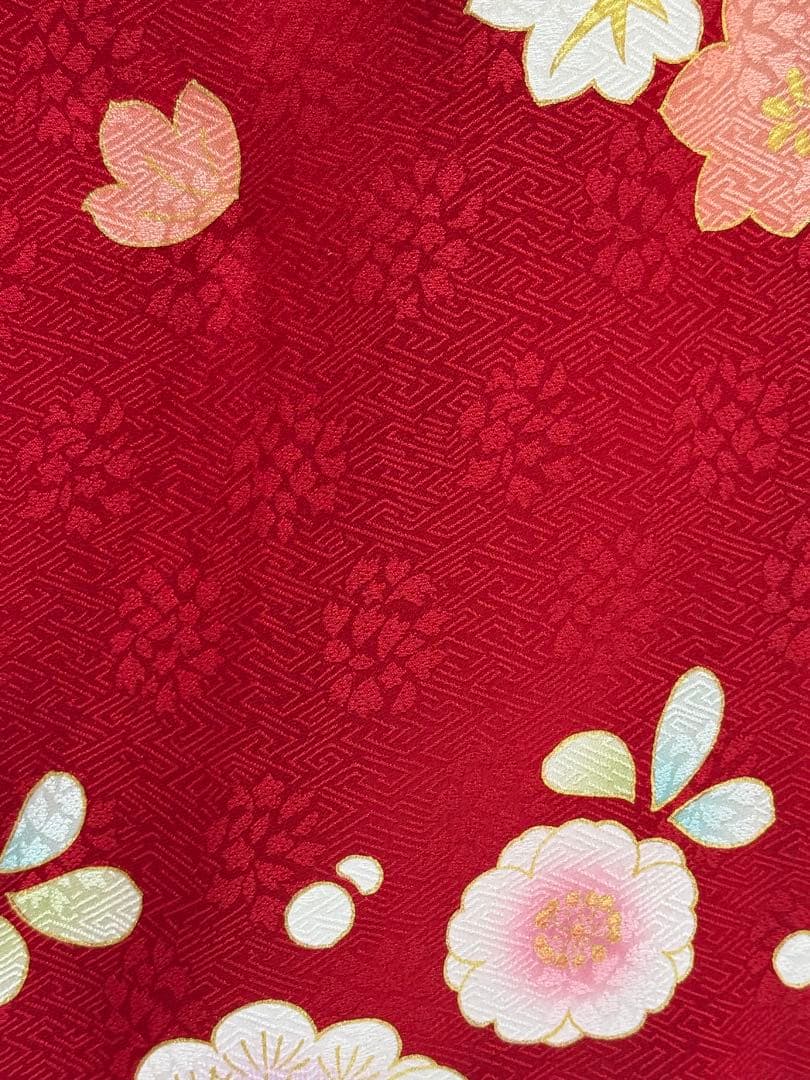 三越取扱 吉澤織物 [田中優子の世界]振袖 未仕立 定価70万 正絹 赤地