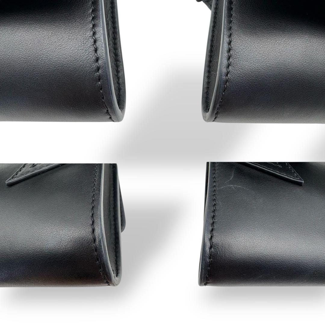 専用 ヴェルサーチェ ショルダーバッグ レザー ブラック ビギー