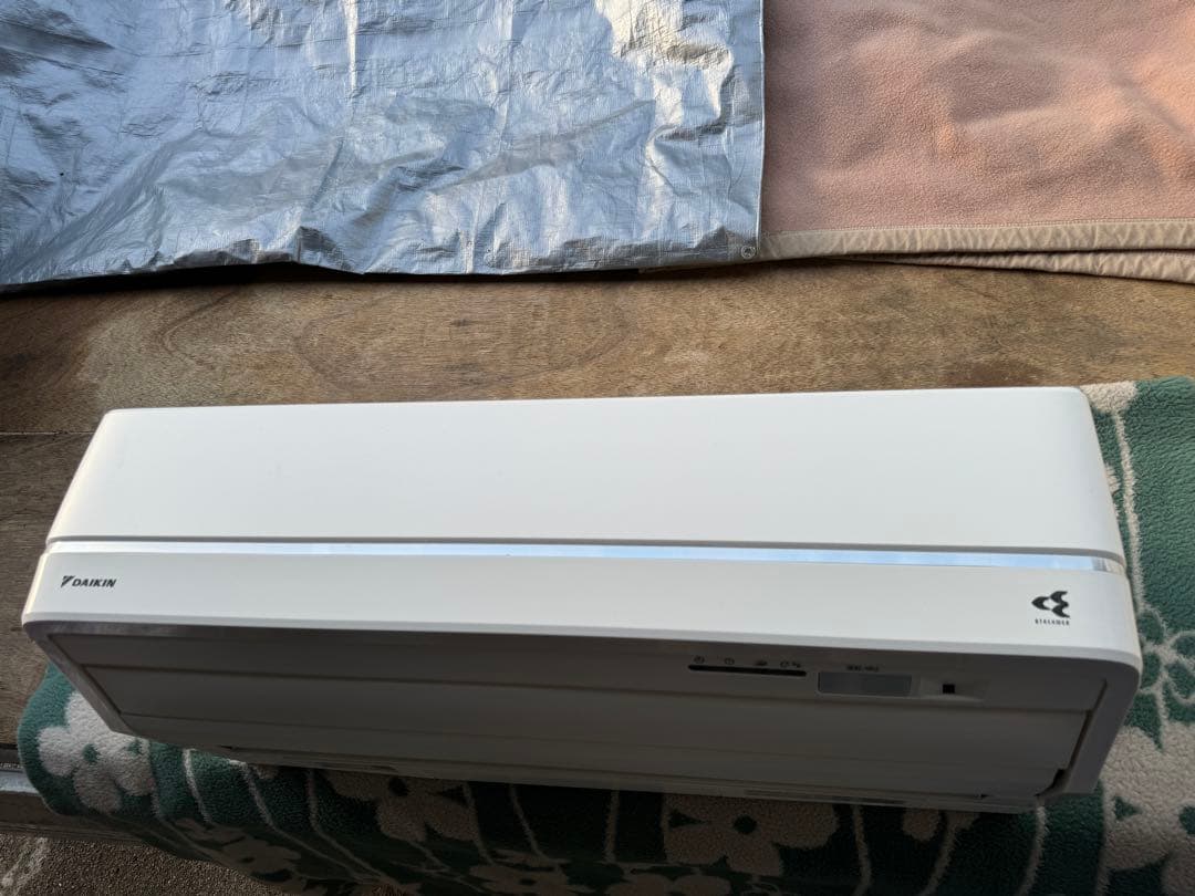 室外機も込 14畳用 ダイキン お掃除エアコン クーラー 4.0kw 200V