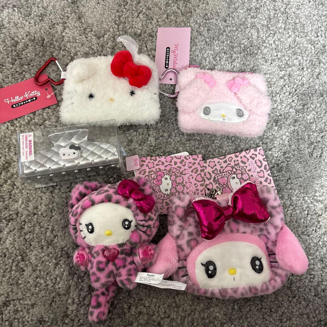 サンリオポーチ、ぬいぐるみ、クリップ 楽天市場】フェイスポケットポーチ サンリオ キャラクター 丸眞