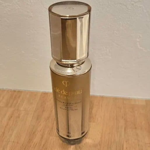 clé de peau セラム ラフェルミサンS n クレドポーボーテ　本体 クレ・ド・ポー ボーテ / セラムラフェルミサンSの公式商品情報｜美容