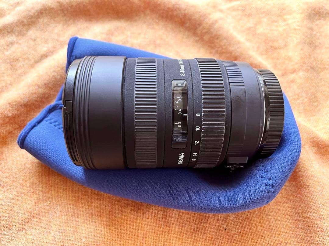 SIGMA 8-16mm F4.5-5.6 DC HSM (キヤノン用)