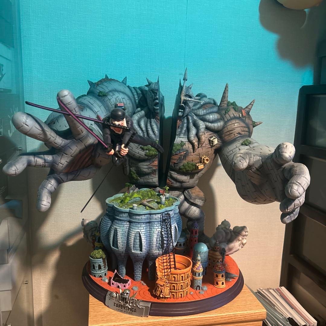 ワンピース ゾロvsピーカ 大型フィギュア - メルカリ