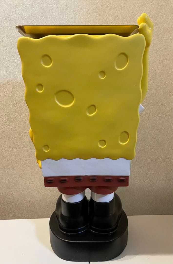 スポンジボブ 特大インテリアフィギュア 置物 飾り - メルカリ