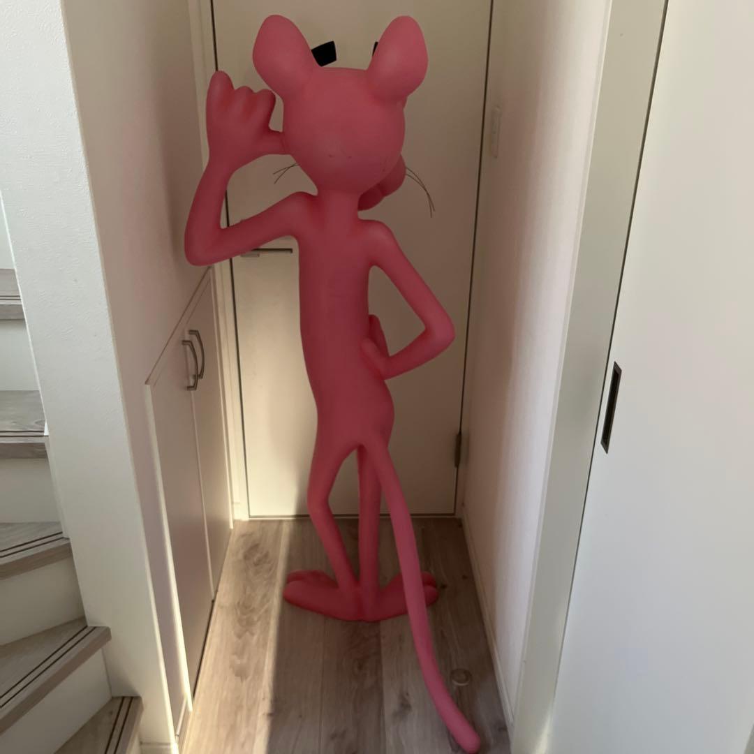 ピンクパンサー 等身大フィギュア - メルカリ