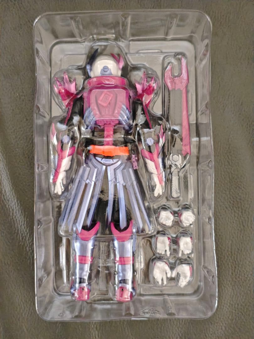 S.H.Figuarts　仮面ライダーマジェード　ヴァルバラドセット