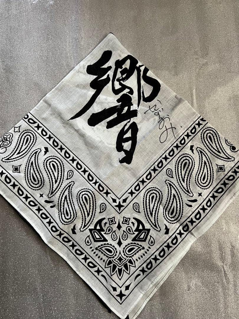 ロットングラフティー KAZUOMI サイン入りバンダナ - メルカリ