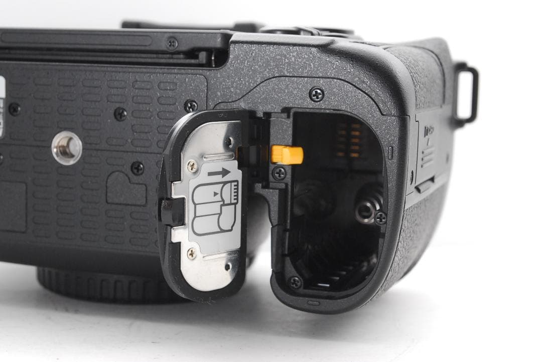 使用感極少】Nikon D7500 ボディ WiFi・Bluetooth搭載