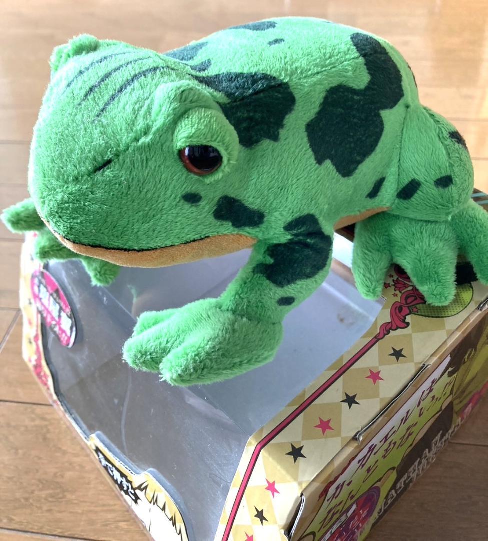 ジョジョの奇妙な冒険 メメタァと鳴くカエルのぬいぐるみ - メルカリ