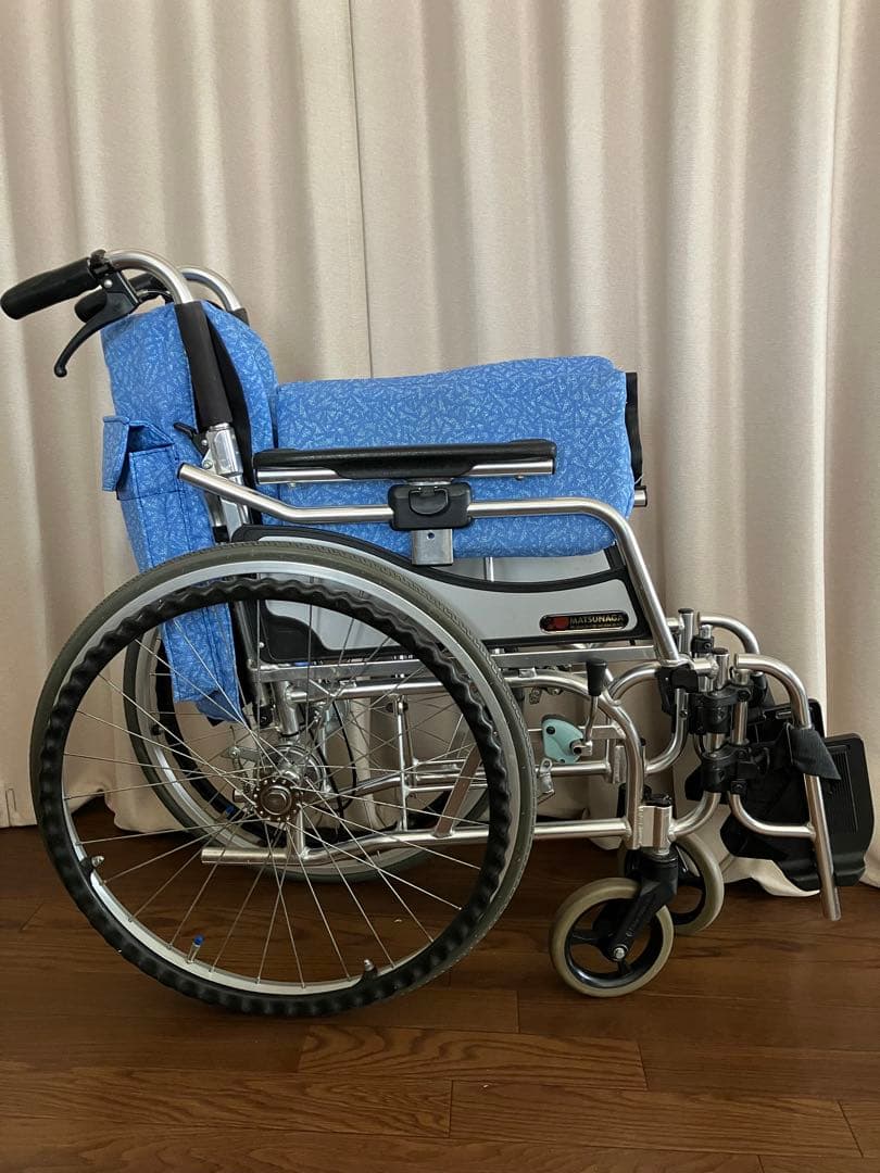 松永製作所 青色布地の車椅子 - メルカリ