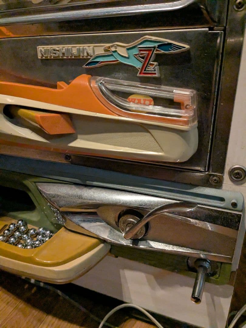 西陣 手打ち式パチンコ台 『白いカモメ』スーパーデラックス 昭和