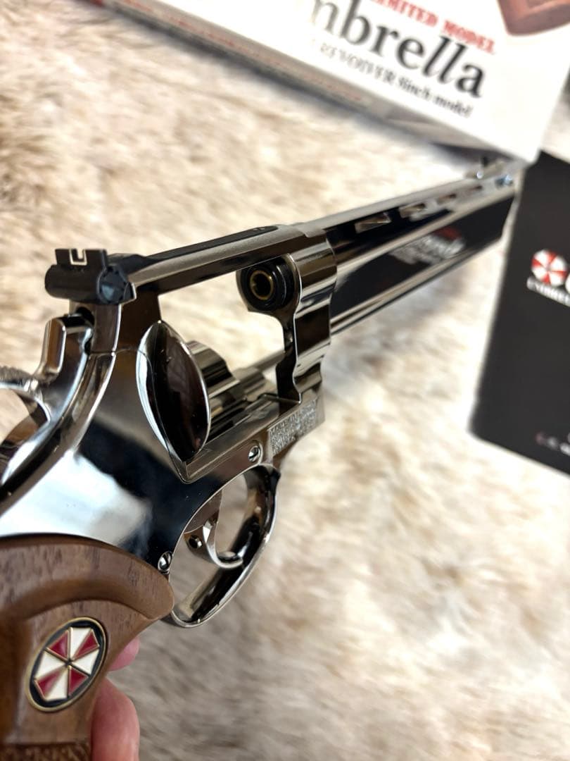 激レア】アンブレラ マグナムリボルバー 8インチ バイオハザード