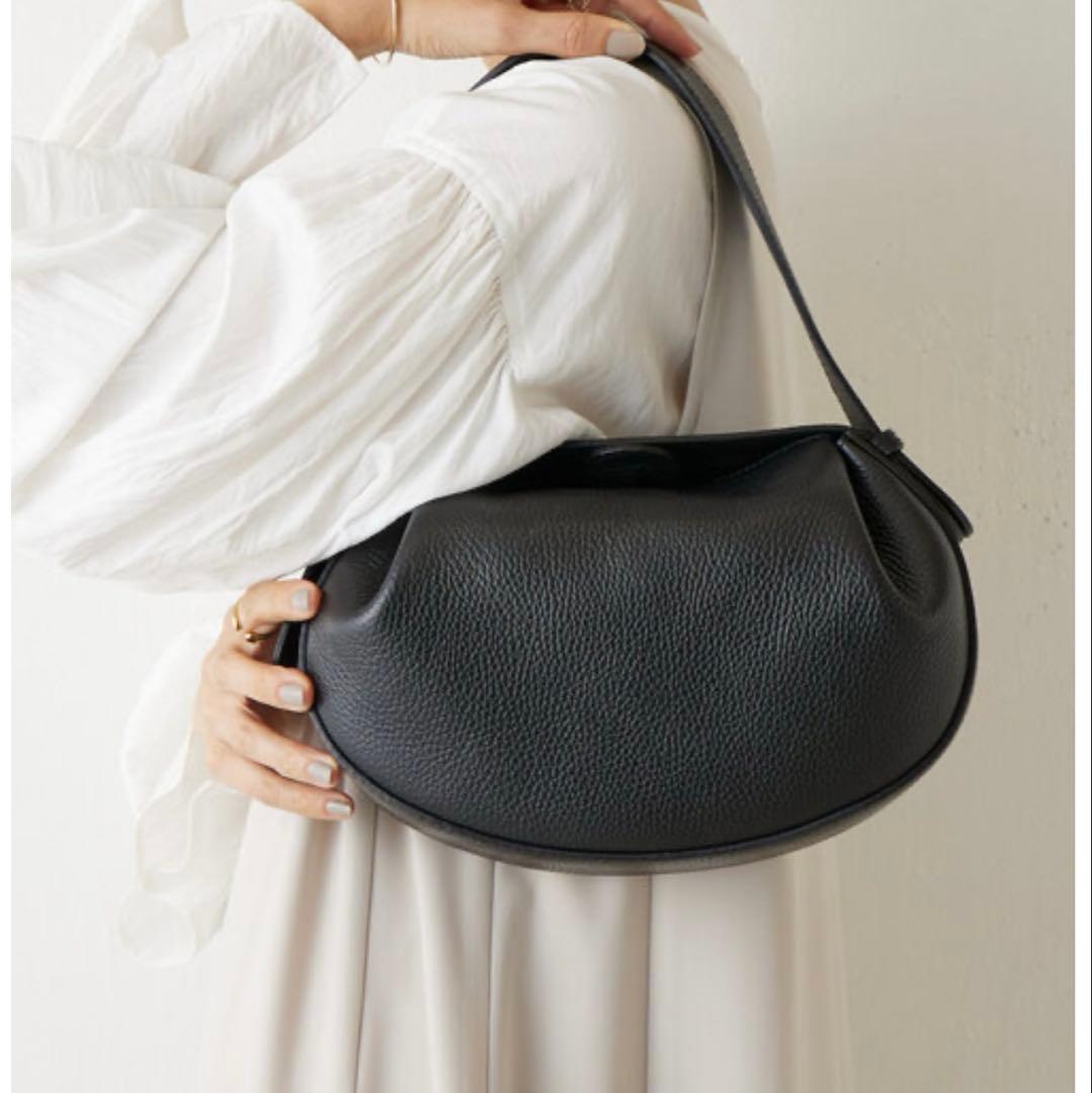 美品 BEARDSLEY ビアズリー 本革 ラウンドミニバッグ 黒 セレモニー