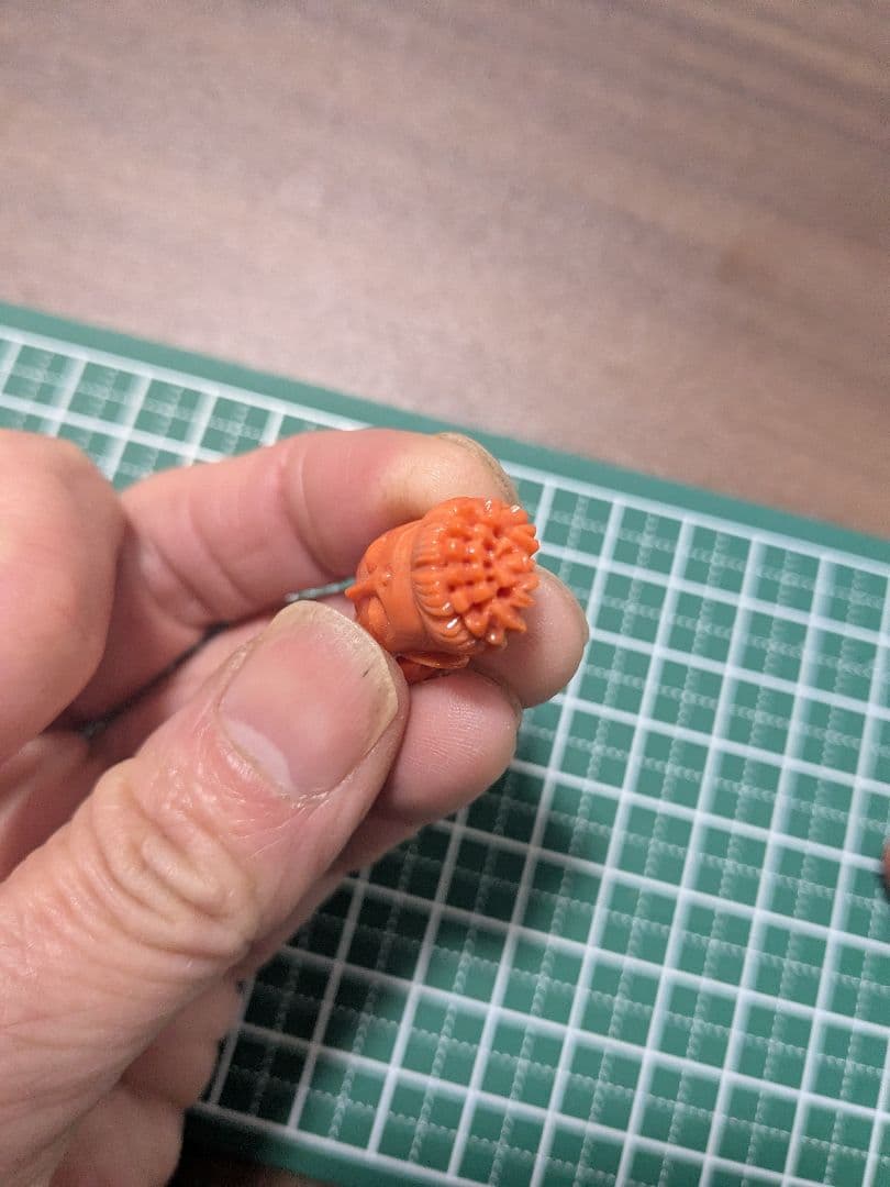 赤珊瑚 観音様彫刻ペア - メルカリ