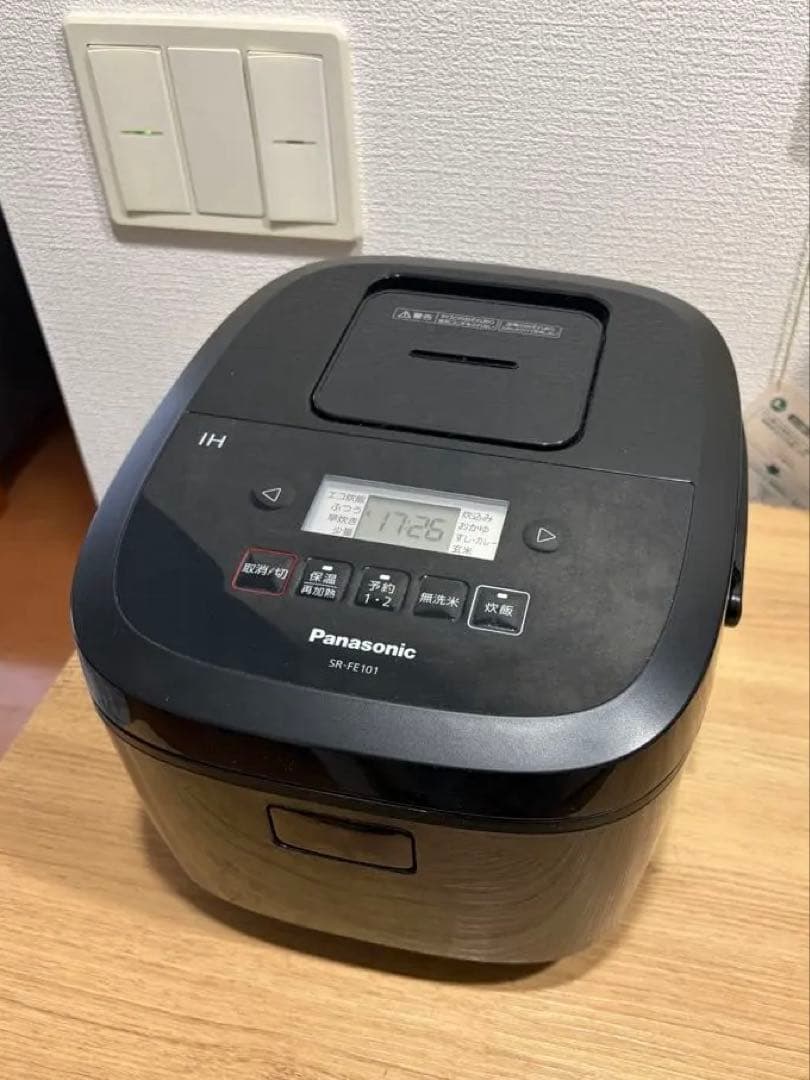 2023年製 パナソニック IHジャー 5.5合炊　炊飯器　SR-FE101 Panasonic（パナソニック） 5.5合炊き IH炊飯ジャー 炊飯器 SR-FE101