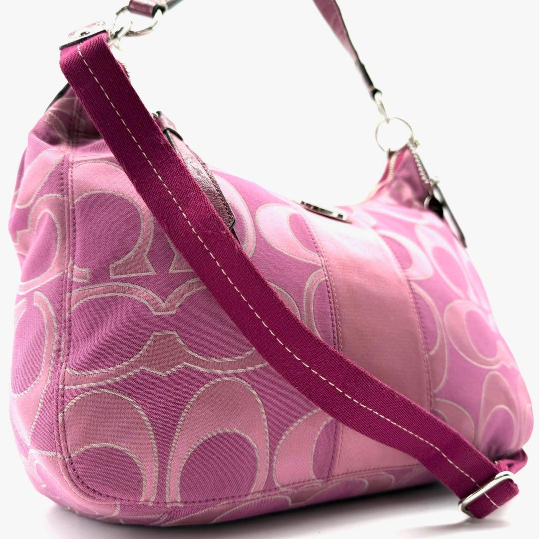 美品　COACH　アクセサリーポーチ　2way 　ピンク　キャンバス　チャーム COACH X Disney 101 Dalmatians Dog Pink Leather Coin Purse Bag