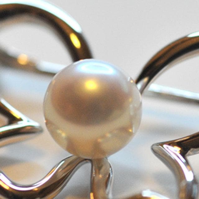 専用MIKIMOTO パール 蝶 ブローチ K18WG 3.9g 約6.5mm