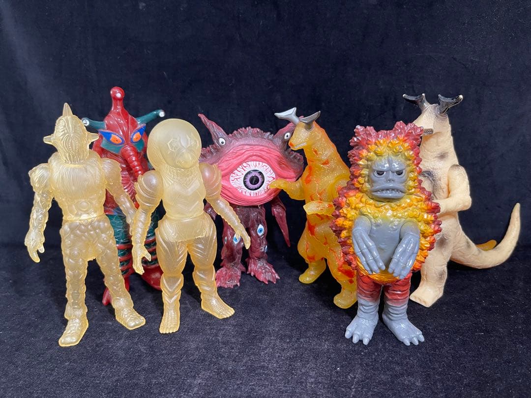 中国限定 激レア ウルトラマンオーブ エメリウムスラッガー ソフビ セット