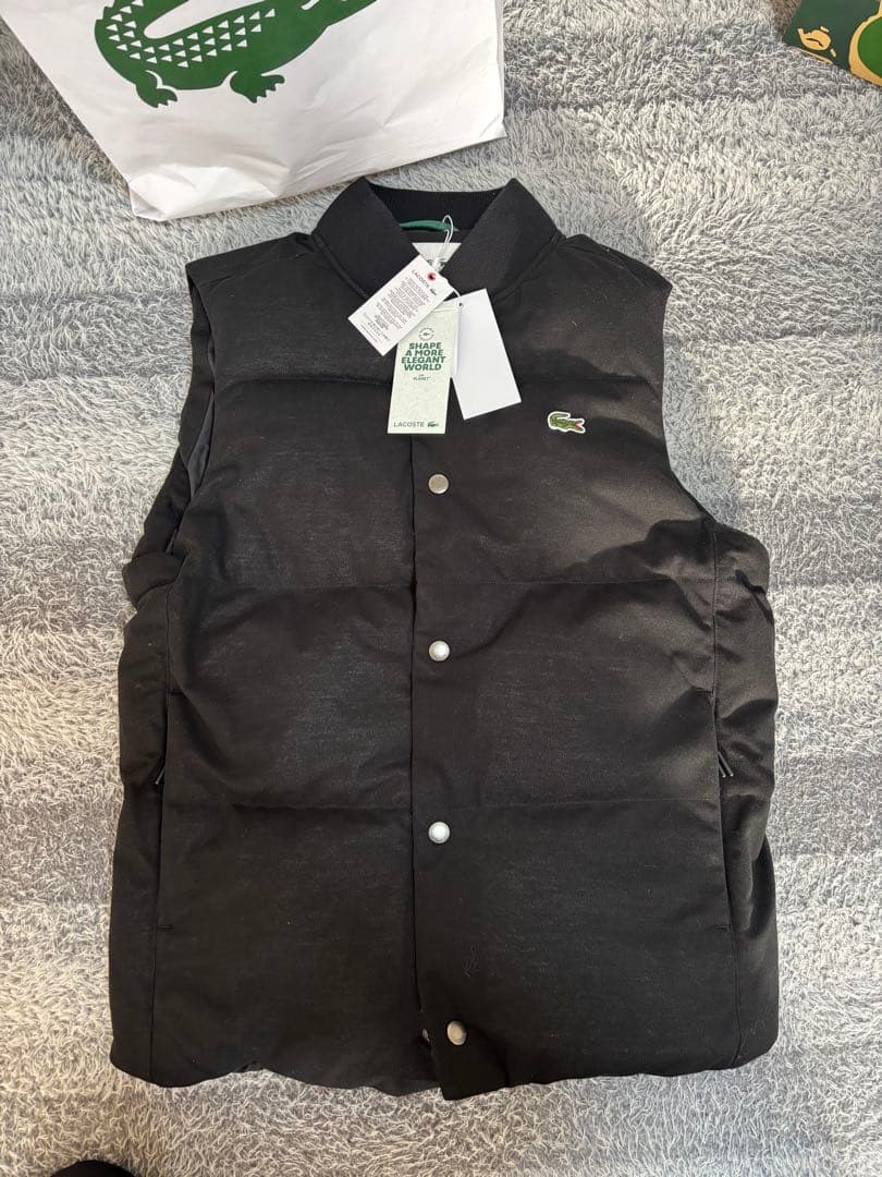 LACOSTE ブラック ダウンベスト LACOSTE ブラック ブランド unlimited.dev