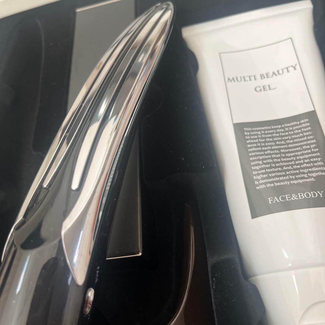 ☆美品☆PYR KNIGHT パイラナイト 正規品 美顔器 - メルカリ