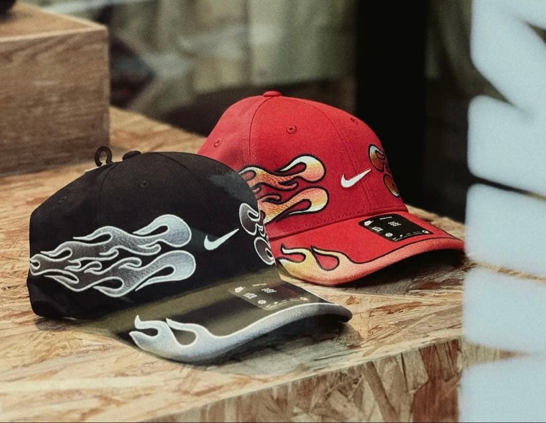 国内未発売☆NIKEフレイムクラブキャップ黒M/Lタグ付新品未開封品