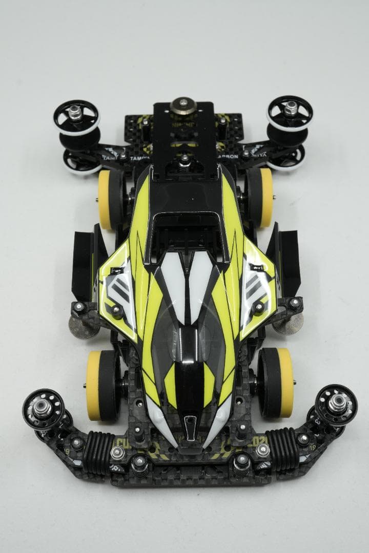 ミニ四駆 MSフレキ 完成マシン 蛍光機甲Ver. 海外優勝仕様 - メルカリ