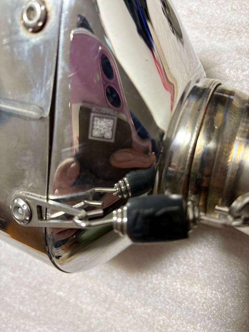 ヨシムラ スズキGSR250用ステンレス マフラー ※目立たない下側に凹み