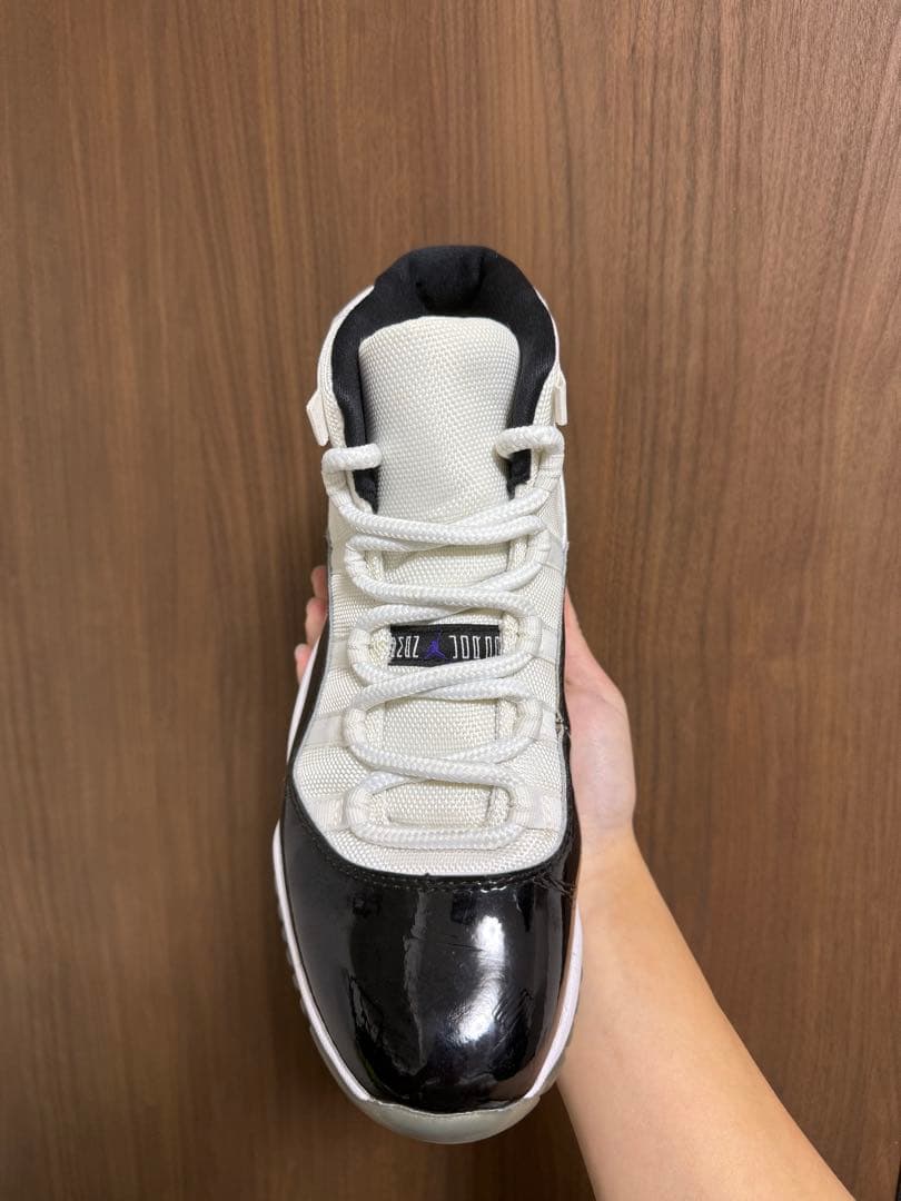 ナイキ エアジョーダン11 レトロ / ホワイト ブラック 26.5cm