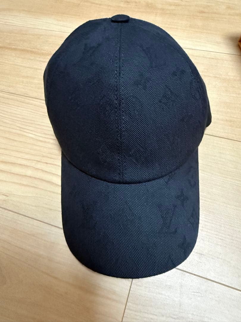 ルイヴィトン キャスケット モノグラム エッセンシャル 帽子 黒 62