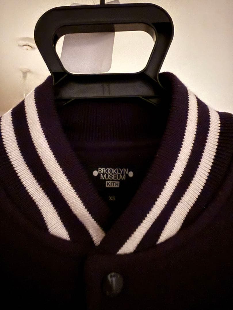 KITH BROOKLYN MUSEUM スタジャン XS ネイビー