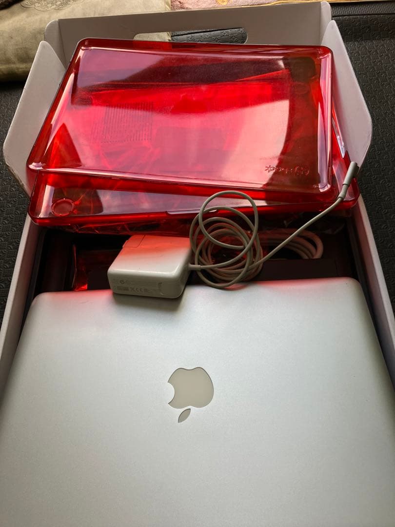 MacBook Pro シルバー 充電器・赤色ケース付き Amazon.co.jp: MacBook Proの充電器，MacBook Air/Pro 13 14 15 16