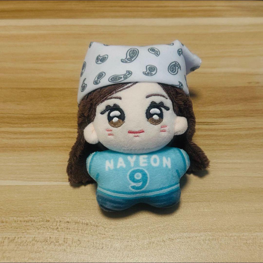 TWICE ナヨン　10cm ぬいぐるみ　新品　マスター Amazon.co.jp: twice ナヨン nayeon 10cm ぬいぐるみ 1体 : おもちゃ