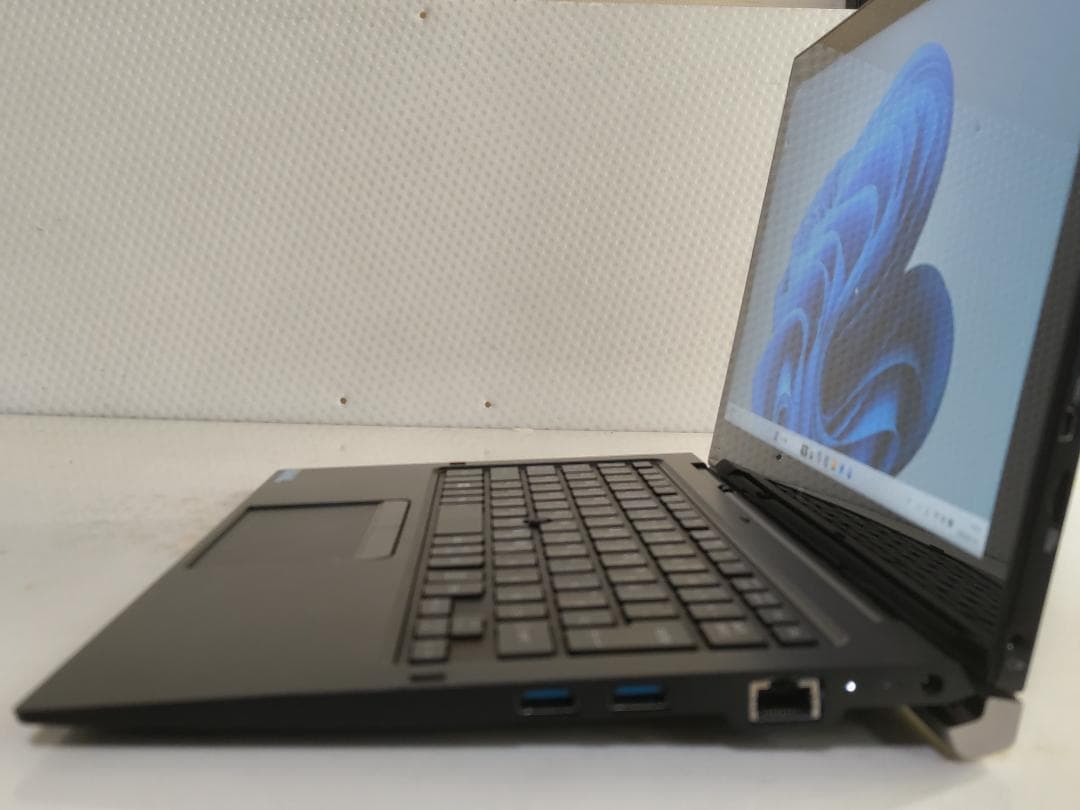 タッチパネル！！ 東芝 dynabook SSD 128GB win11☆G3 - メルカリ