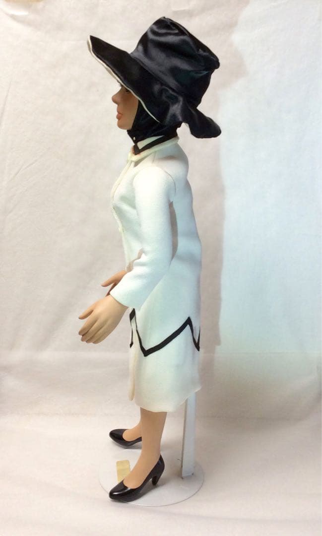 Thunderbirds Lady Penelope ポーセリン人形 No.91 - メルカリ