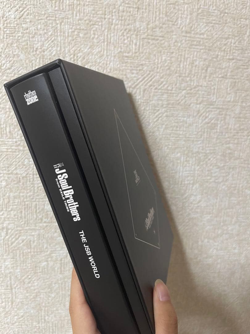 三代目、EXILEのアルバム 三代目J Soul Brothers from EXILE TRIBE ニュー・アルバム「THE JSB