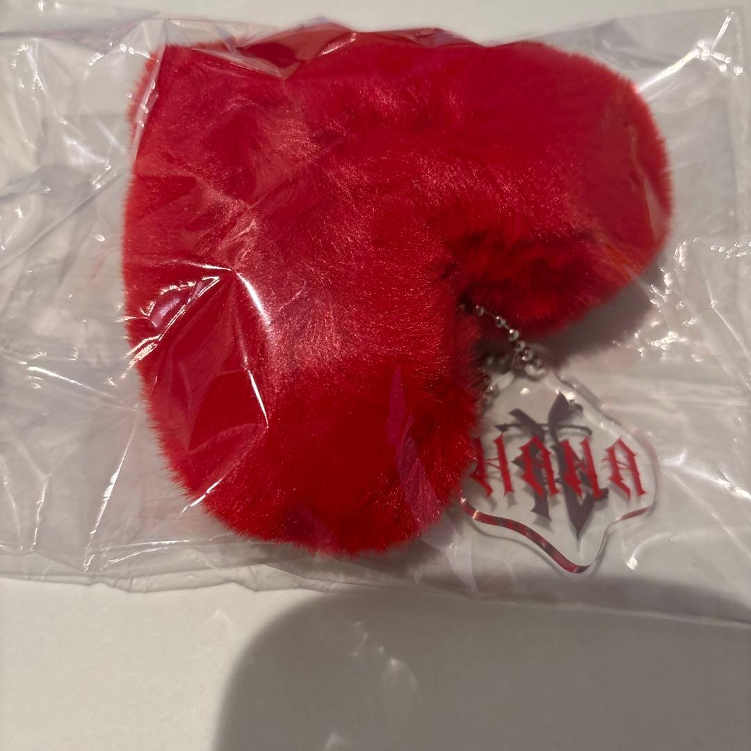 HANA ファンクラブ オリジナルハートファー - メルカリ