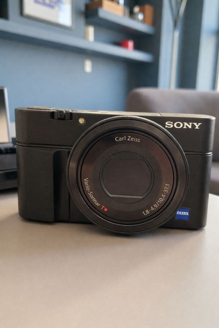 RX100(DSC-RX100) コンパクトデジタルカメラ Amazon.com : Sony Cyber-Shot DSC-RX100 VA Digital Camera (DSC