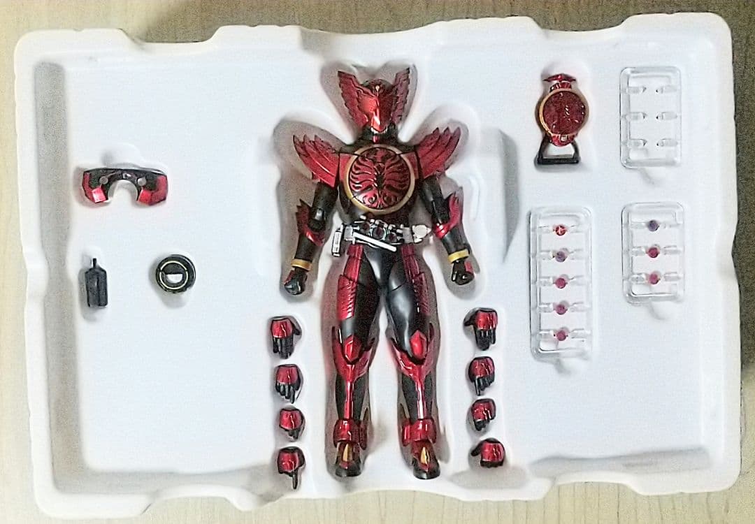 S.H.Figuarts(真骨彫)仮面ライダーオーズ タジャドル最終回ver.