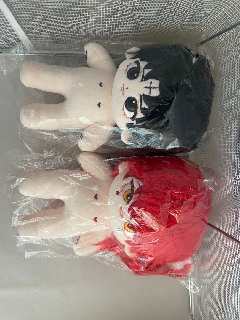 ヒソカ HUNTER×HUNTER 骨あり 着せ替えぬいぐるみ 20cm - メルカリ