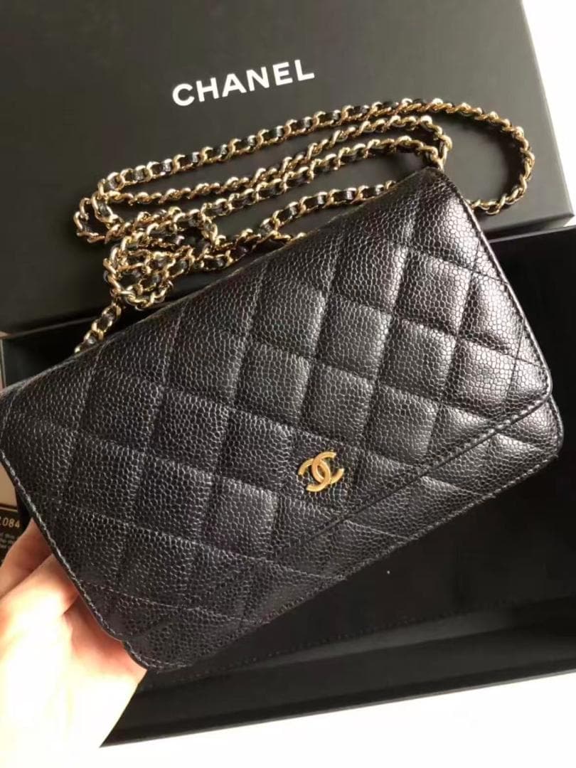 美品 CHANEL チェーンウォレット ショルダーバッグ CHANEL（シャネル） （美品）シャネル マトラッセ クラシック チェーン