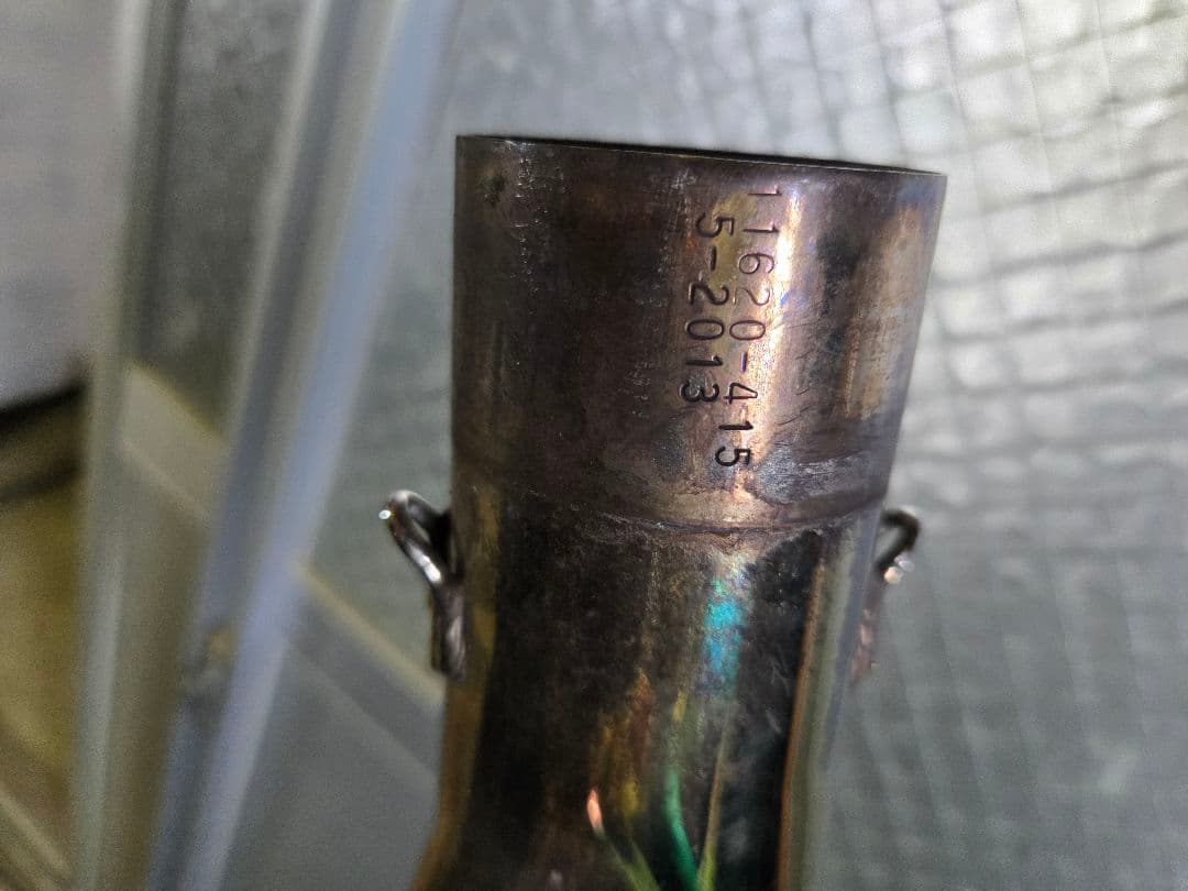 USヨシムラ用カーボンファイバー製マフラー Vストローム650 VP56A