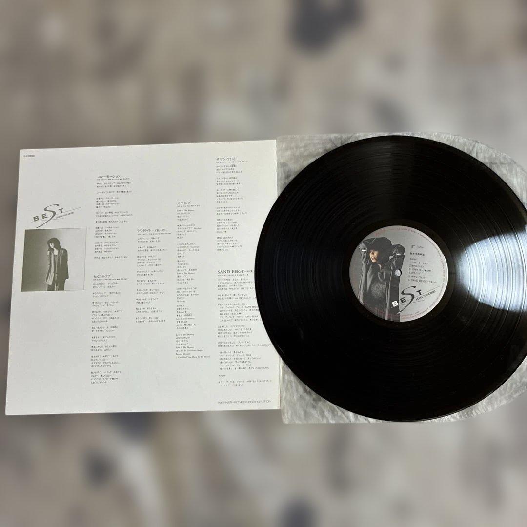 中森明菜／FEMME FATALE・クリムゾン・ベスト - メルカリ