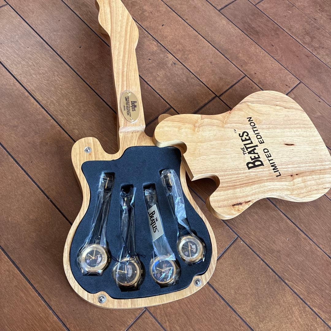 激レア限定品】THE BEATLES 世界5000個 腕時計 - メルカリ