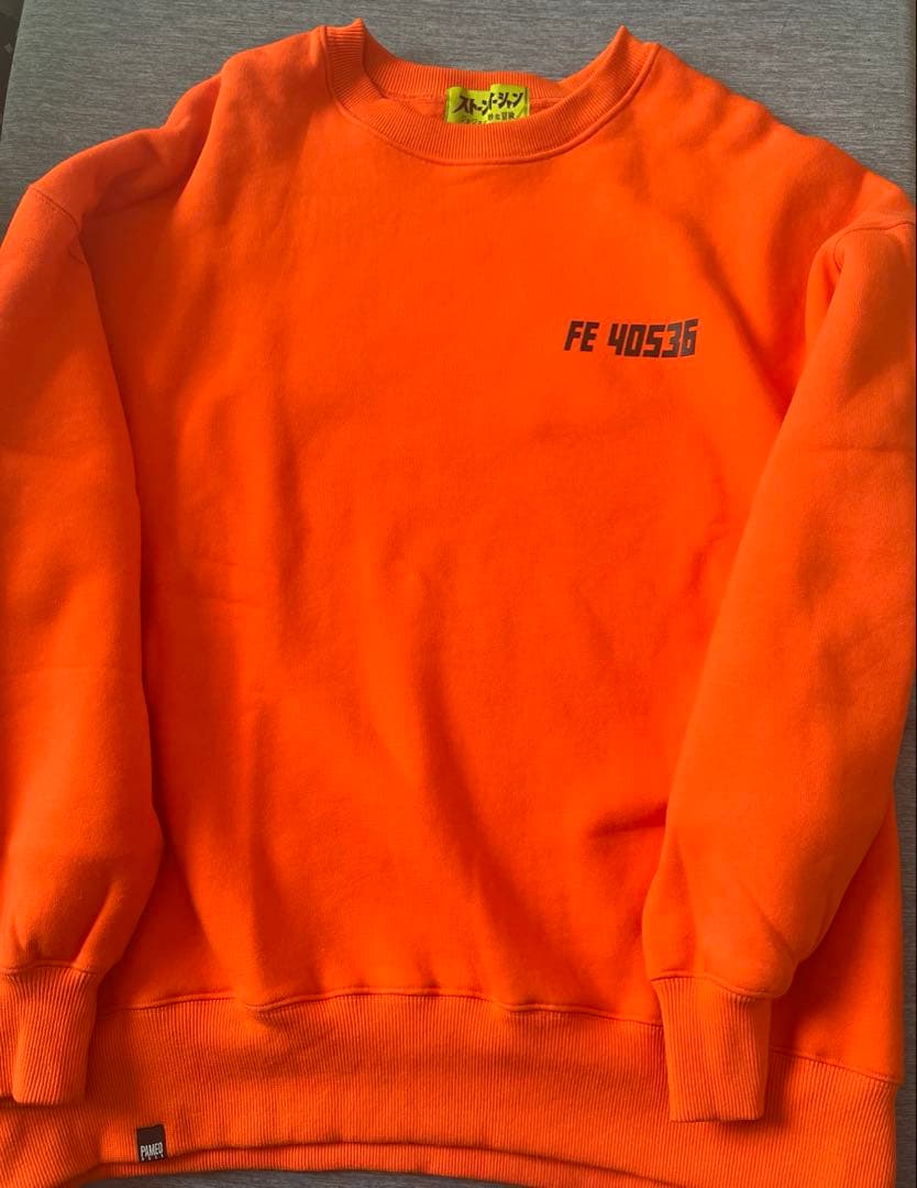 ストーンオーシャン x PAMEO POSE トレーナー G.D.st JAIL