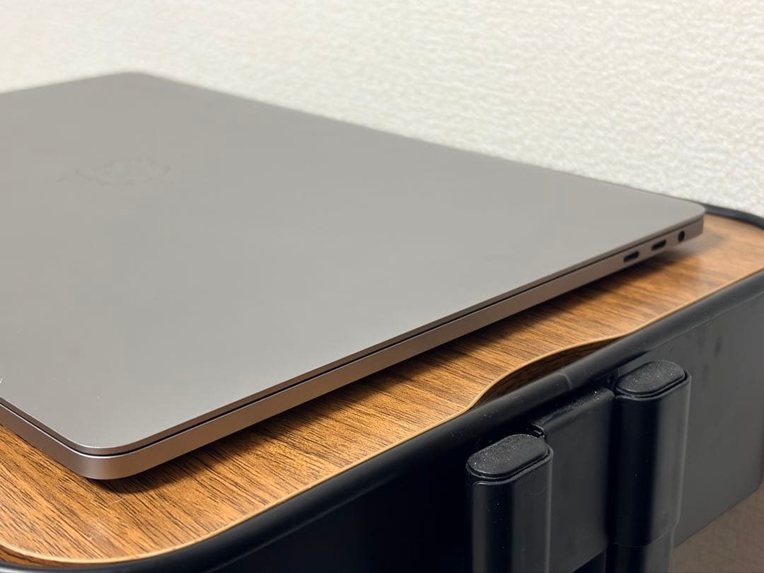 MacBookPro 2.6GHz i7 16GB/256GB 15.4インチ