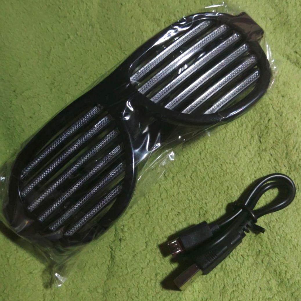 新日本プロレス ELP エル・ファンタズモ 【光るサングラス