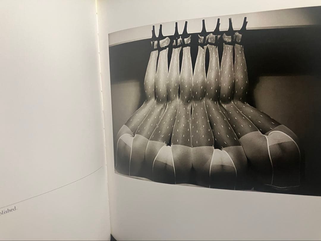 希少】英語初版本 Guy Bourdin ギイブルダン 写真集 - メルカリ