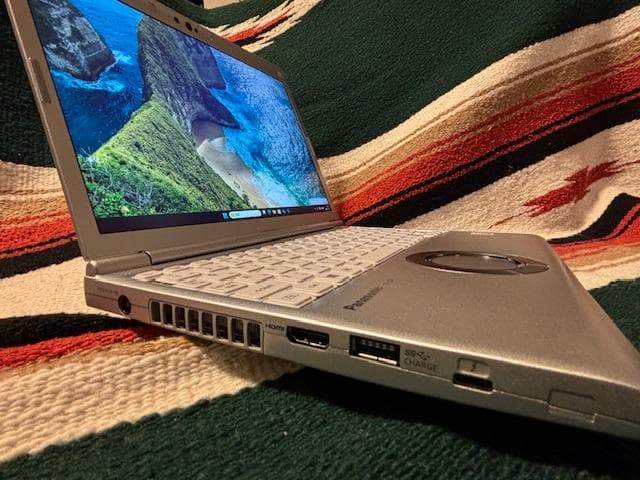 ☆累積810時間☆優良美品☆　Let’snote　CF-SV9RDLKS　①