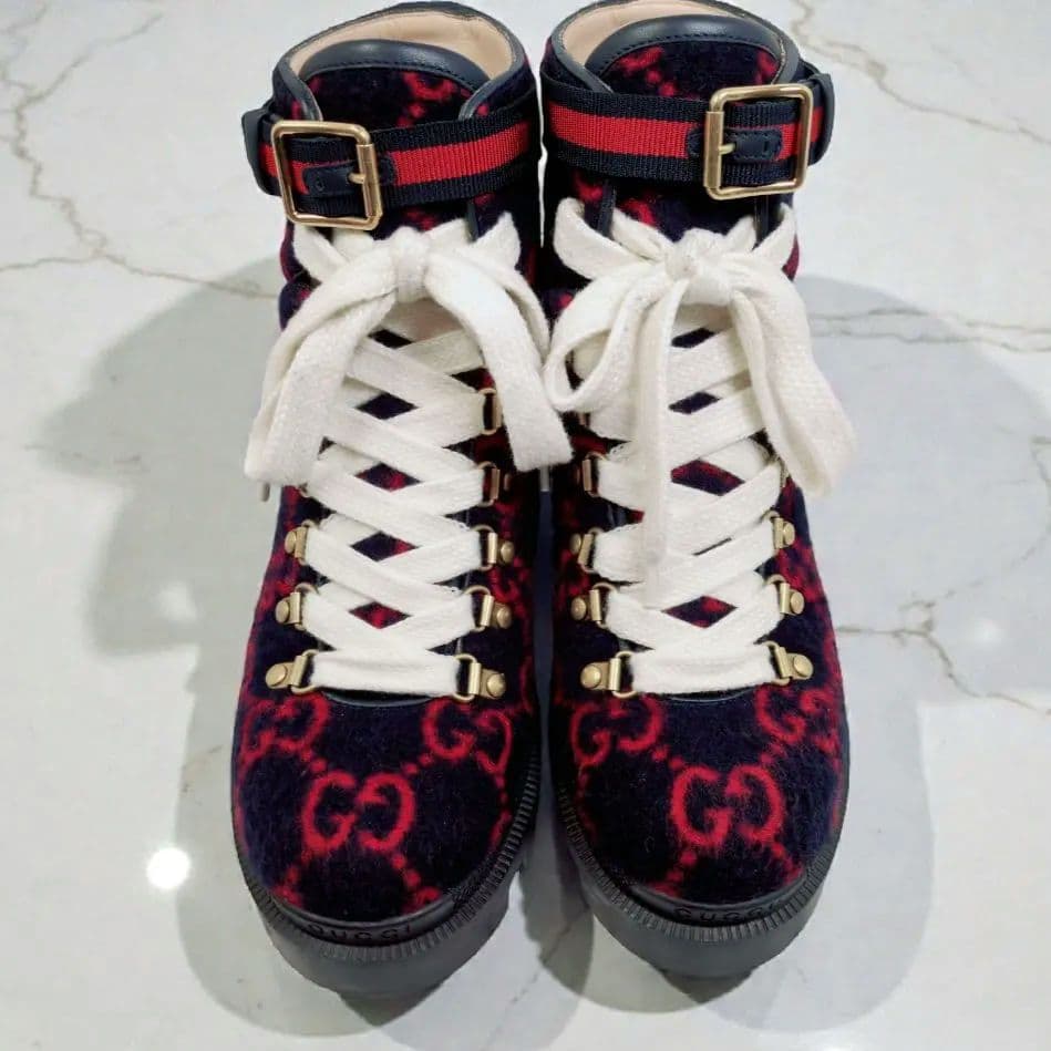 ら*び様 美品【GUCCI】グッチ ブーツGG柄 シェリーライン ブーティ 23